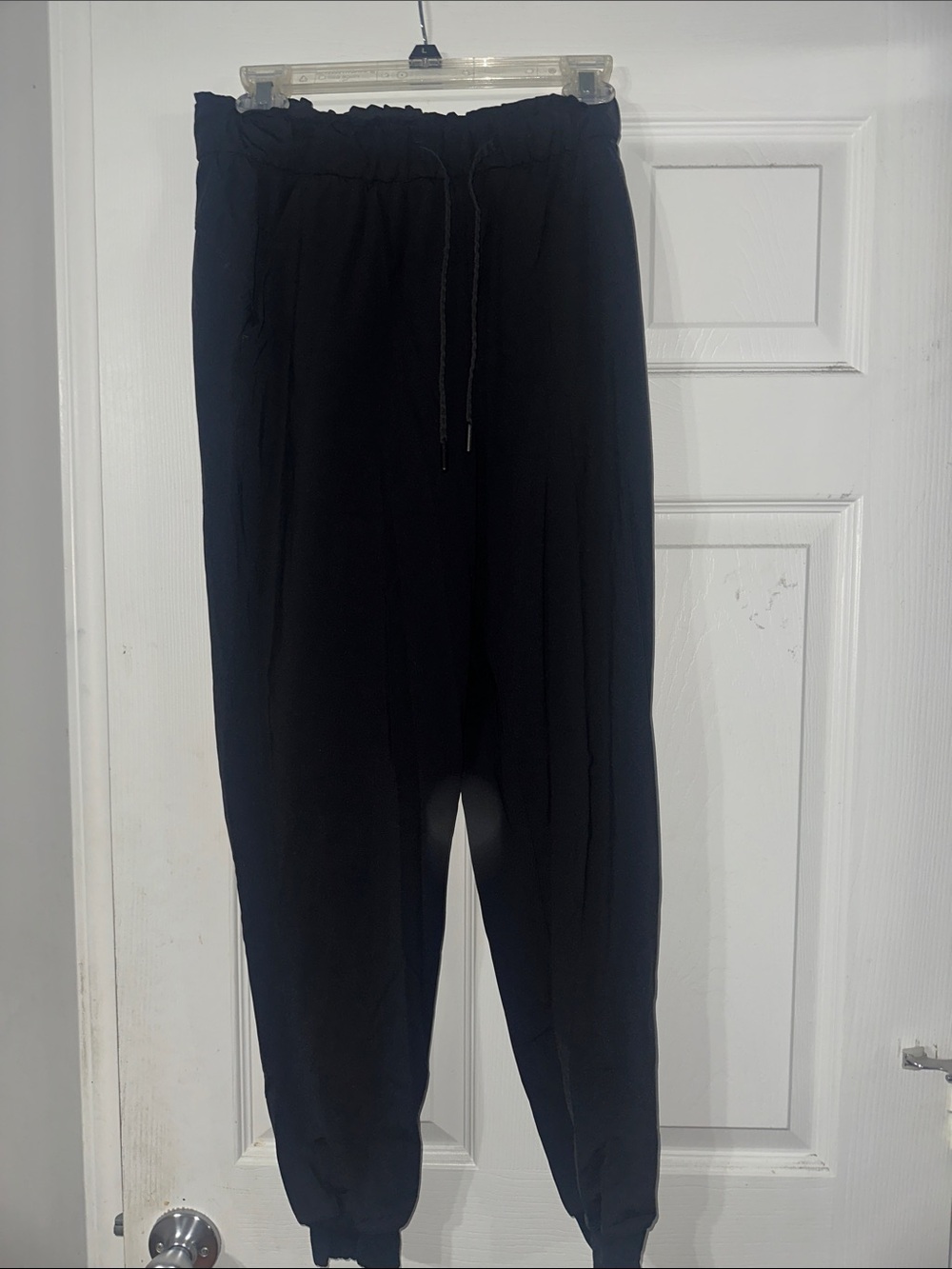 Women Lululemon Black Drawstring Jogger Pants